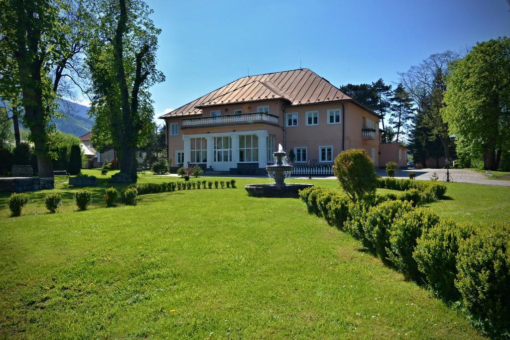 Hotel Svatojansky Kastiel Liptovský Ján Exterior foto